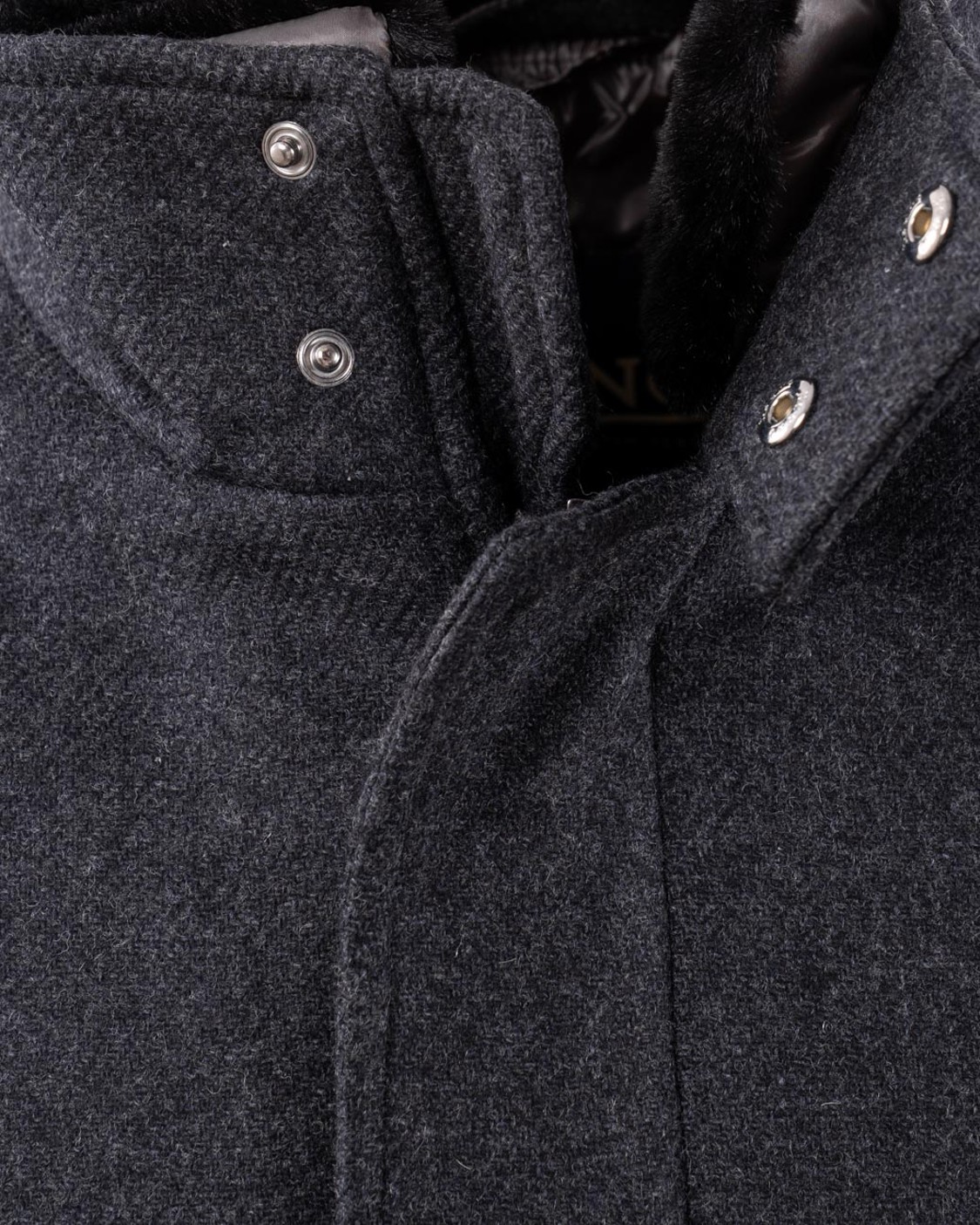 shop HERNO  Cappotto: Herno cappotto in tweed lana.
Vestibilità regolare.
Pettorina staccabile con zip a doppio cursore.
Chiusura con bottoni automatici.
Tasche con bottone automatico.
Logo in metallo sul retro.
Foderato.
Composizione: 71% Lana, 25% Poliammide, 4% altre fibre.
Made in Italy.. CA000214U 33432R-9490 number 4796918